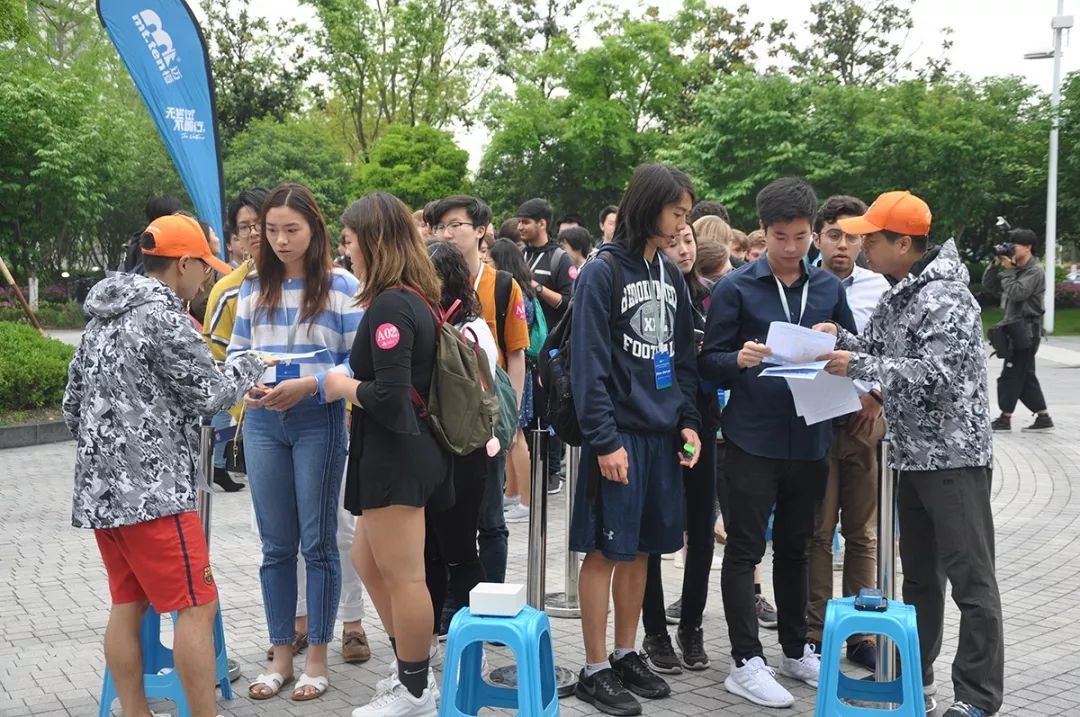 杜克大学定向越野赛 | 奔跑吧，燃烧你的卡路里！